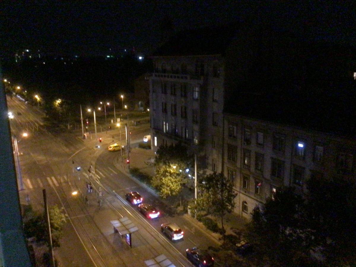 Pastelle Apartment With Own Parking Place Budapest Luaran gambar